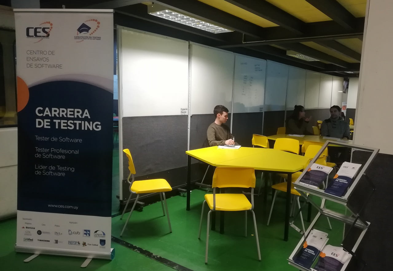 Banner y folletos del CES